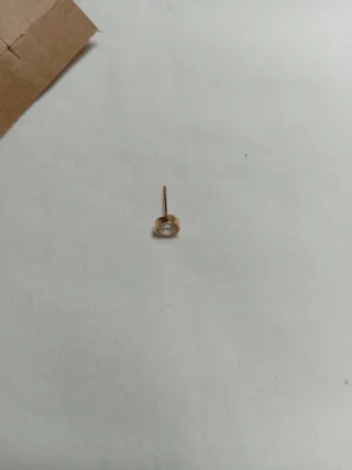 Pendiente oro 18k con circonita