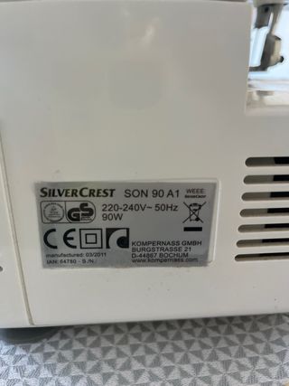 Maquina de coser remalladora