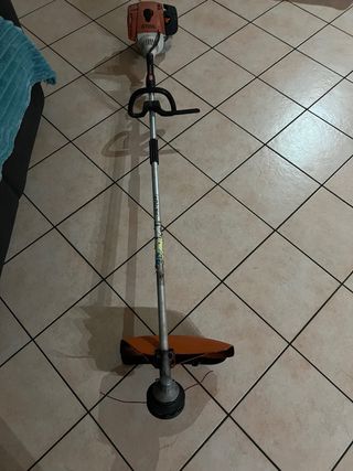 Decespugliatore Stihl FS 130 R 4 MIX