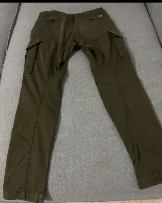 Pantaloni cargo CP Company verde oliva