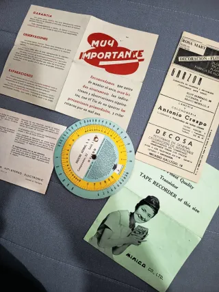 Folletos y publicidad antigua