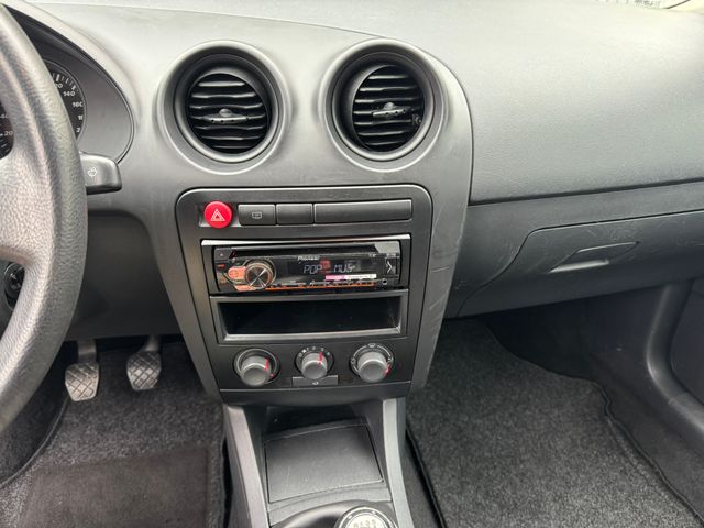 SEAT Ibiza 1.4 STELLA 5P 2004