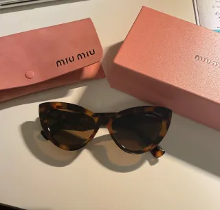 Gafas de sol Miu Miu Tortoise