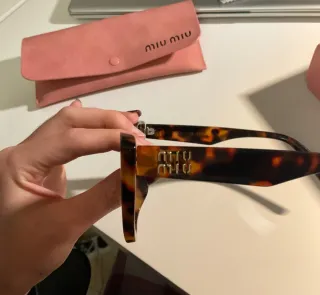 Gafas de sol Miu Miu Tortoise