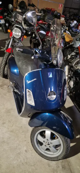Vespa GTS 250i 2007 Azul