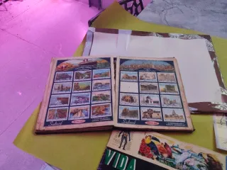 Álbum de cromos Suchard.unos 200. Cromos ilustrado