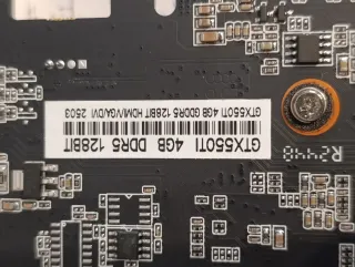 Tarjeta Gráfica ASUS 4GB DDR5