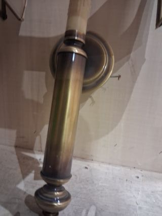 Apliques de pared dorados y beige