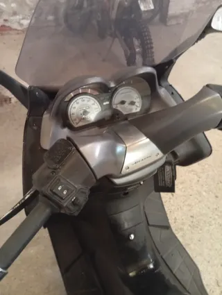 Aprilia Atlantic 125cc Maxi Scooter