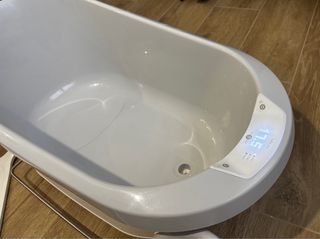 Bañera gris bebé bébé-jou con patas