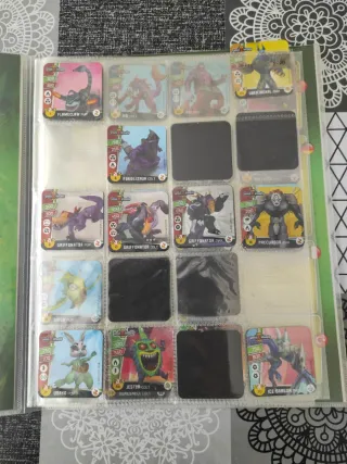 Álbum Invizimals The Resistance Panini