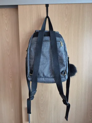 Mochila/Bolso gris y negro