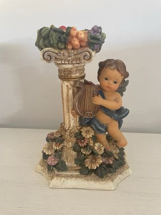 Candelabro antiguo querubín con lira