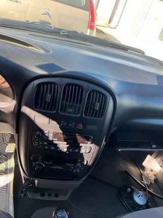 DESPIECE CHRYSLER VOYAGER