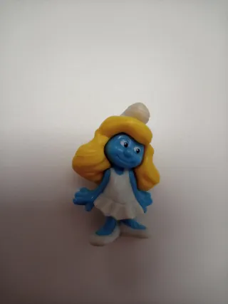 Pitufina figura de plástico