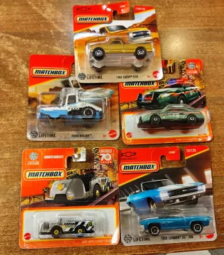 Lote 5 Coches Matchbox: 1968 Chevy C10, Ford Polic