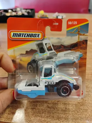 Lote 5 Coches Matchbox: 1968 Chevy C10, Ford Polic