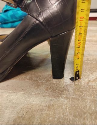 Zapatos de tacón Clarks negros