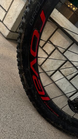 Bicicleta BTT Specialized Epic.