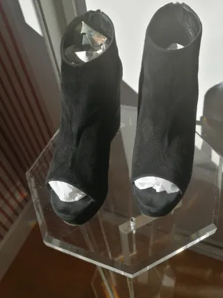 Botines piel Ante negro numero.39