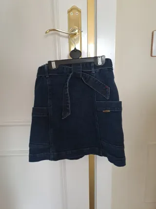 Falda vaquera Massimo Dutti T. 9-10