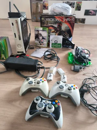 Lote Xbox 360 Kinect y Mandos (Leer descripción)