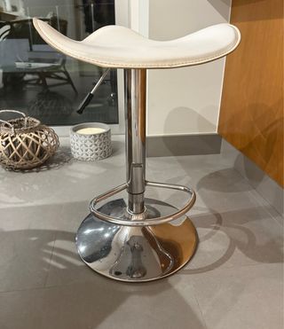 Taburete de piel cromado asiento piel