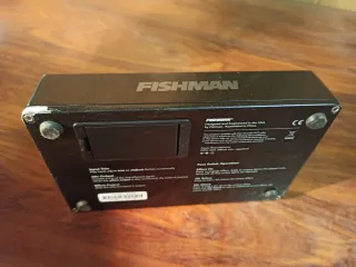 Pedal overdrive y armoniador Fishman Fission Bass