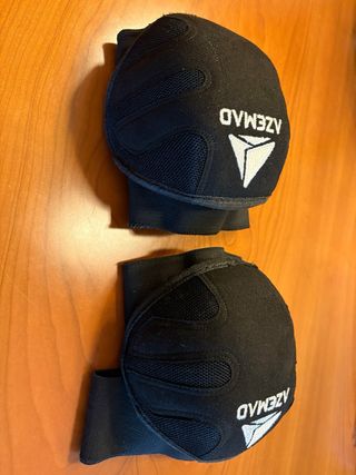 Guantes y rodilleras de hockey Azemad Eclipse.