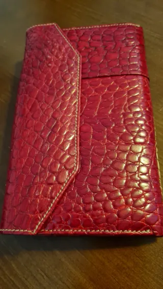 Monedero imitación piel de cocodrilo