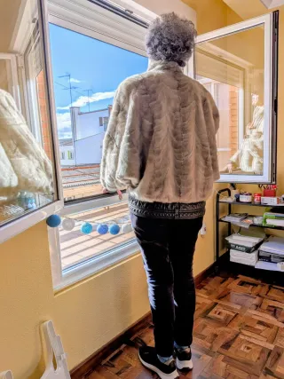 Abrigo corto piel auténtica claro