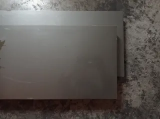 Estanterías madera y metal