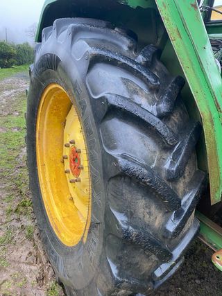 Ruedas John Deere 3140,3340,3150,3350