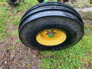 Ruedas John Deere 3140,3340,3150,3350