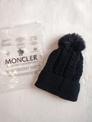 Gorro Moncler SIN ESTRENAR