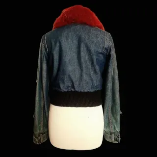 Chaqueta vaquera Exte con cuello rojo