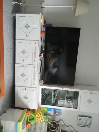 Mueble de sala blanco restaurado