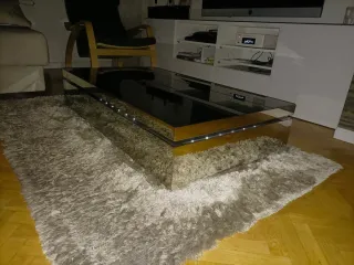 Tavolo rialzabile nero/inox illuminato. Prezzi negoziabili.