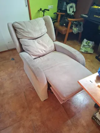 Sillón reclinable tela y metal