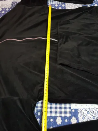 Felpa ciniglia Beloved nera