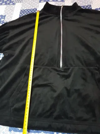 Felpa ciniglia Beloved nera