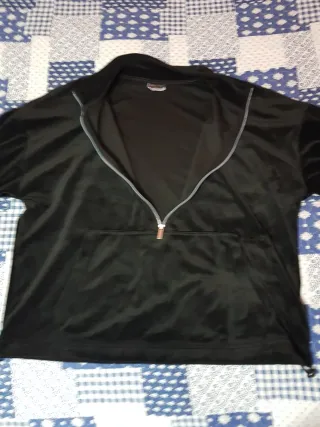 Felpa ciniglia Beloved nera