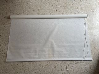 Estor enrollable blanco con cadena