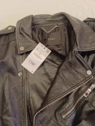 Chaqueta de cuero Zara Talla L sin estrenar