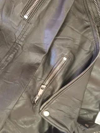Chaqueta de cuero Zara Talla L sin estrenar