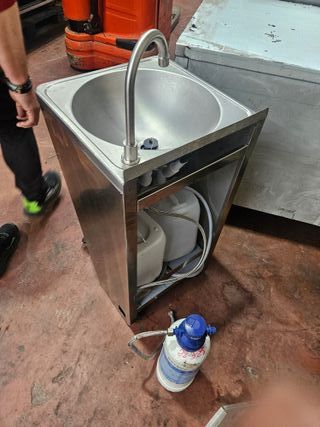 LAVAMANOS DE PEDAL AUTOMÁTICO