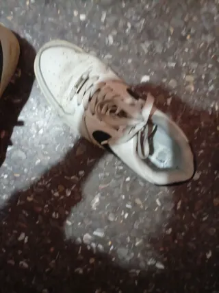 Nike Air unisex talla 42