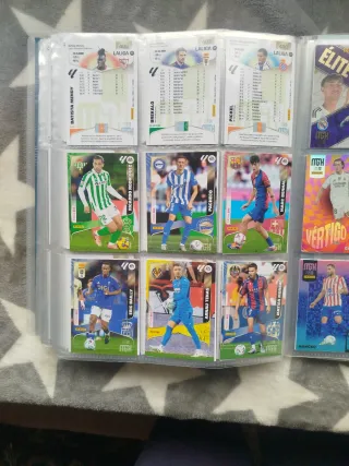 Álbum Megacracks 25/26 muy  Completo al 99.9%