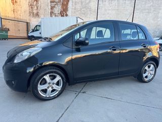 Toyota Yaris 2010