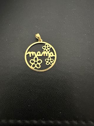 Colgante oro 18k mama con flores